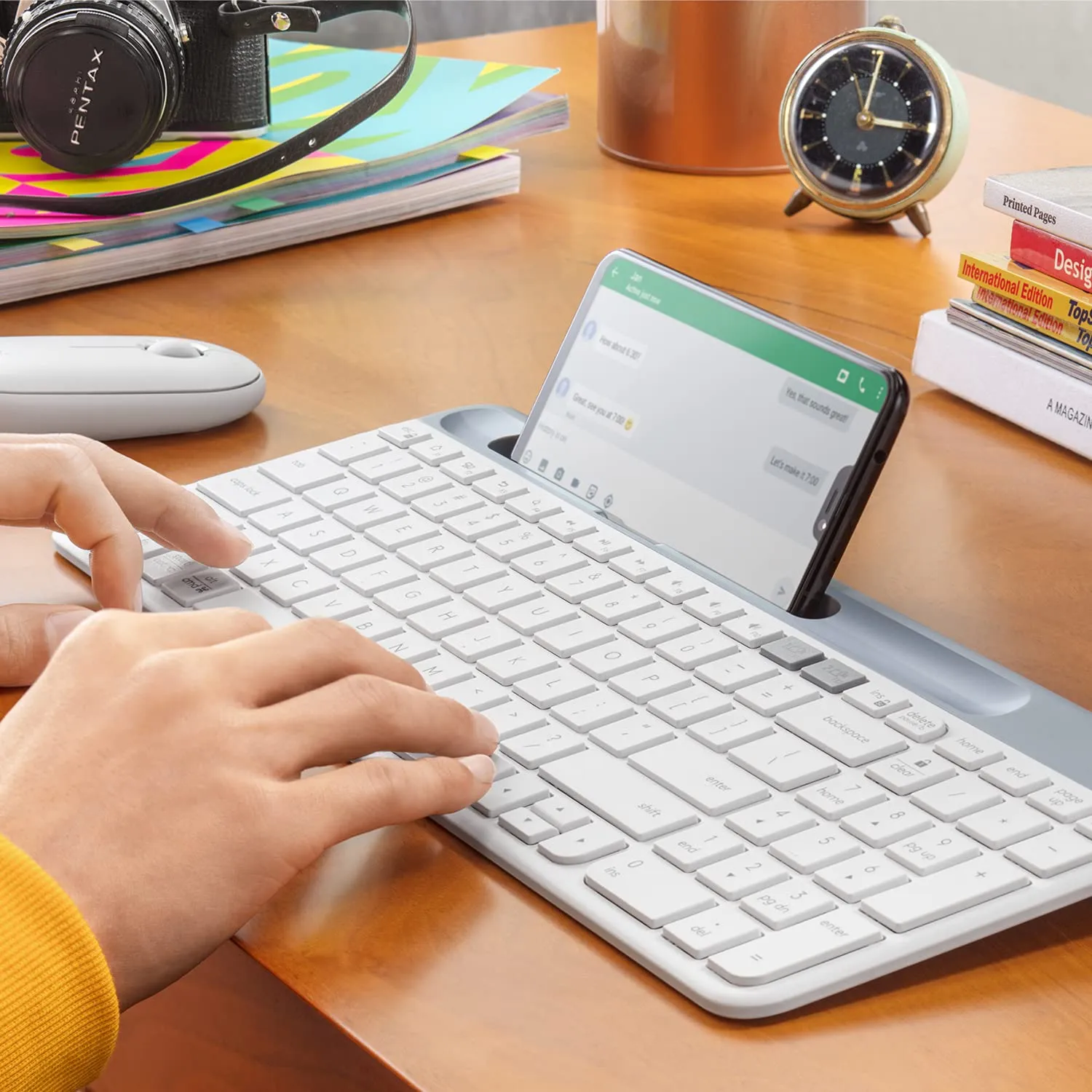 Logitech Wireless Keyboard K580 Slim Multi-Device White view 4